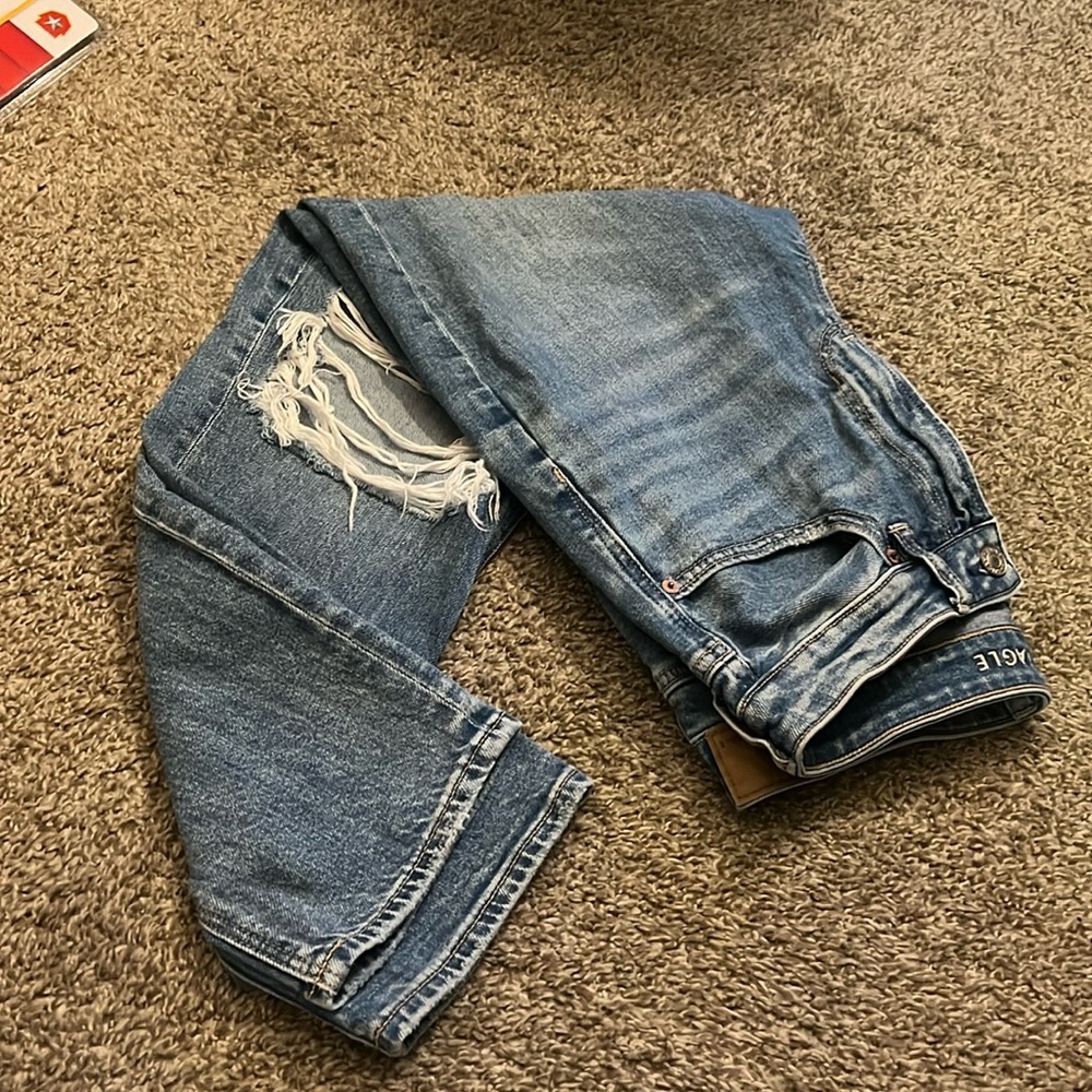 American eagle mom jeans
